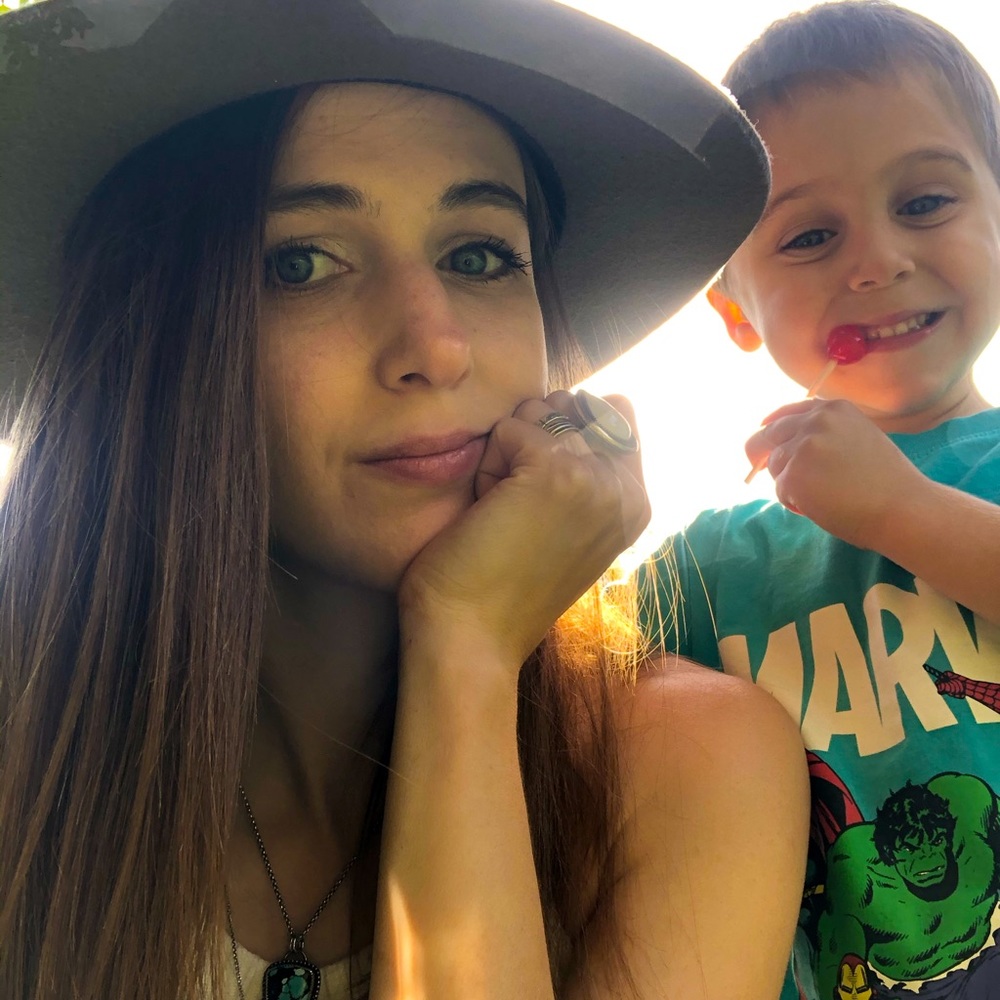 Meet your Posher, Alison